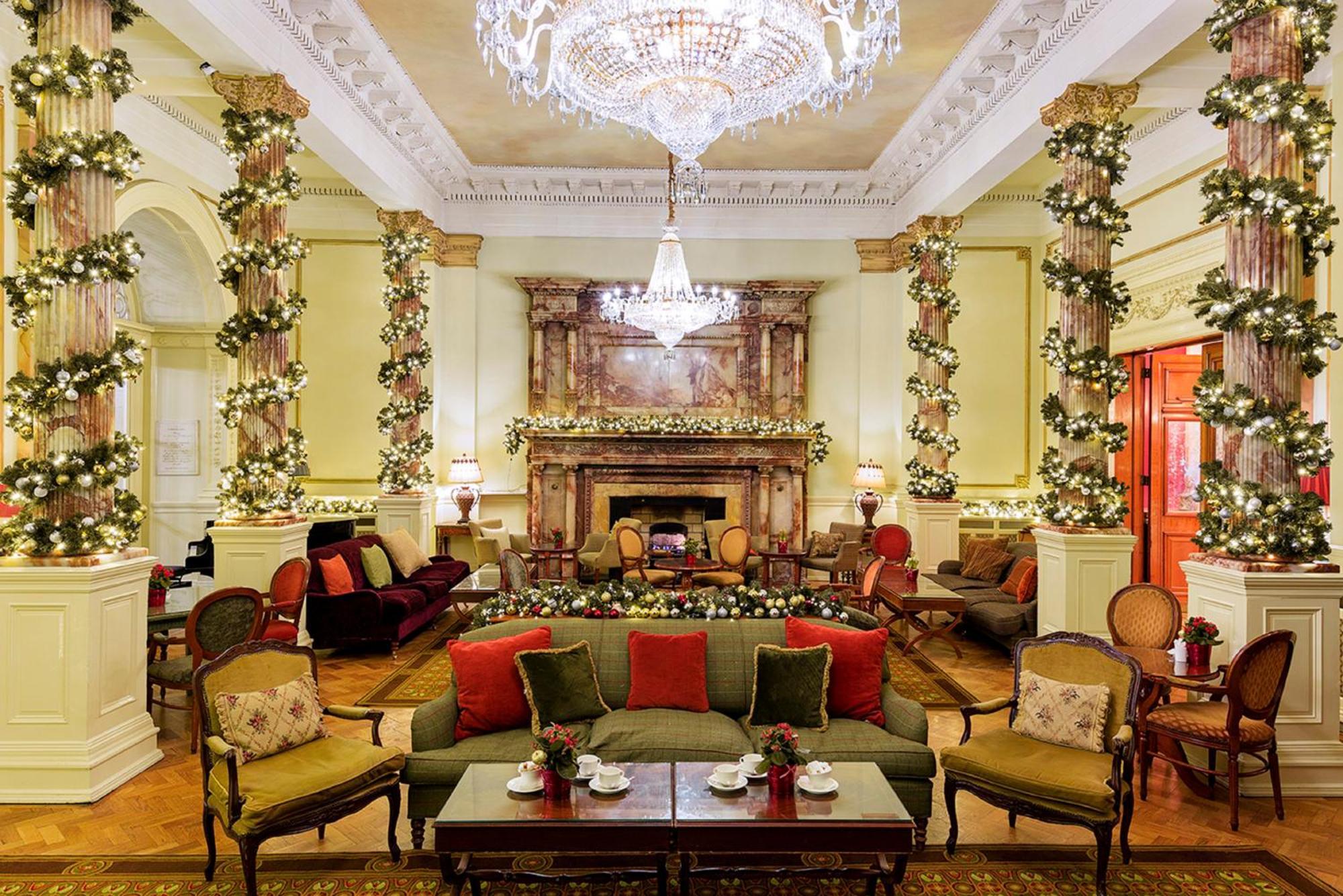 Radisson Blu St. Helen'S Hotel Dublino Esterno foto The lobby of the Willard Hotel